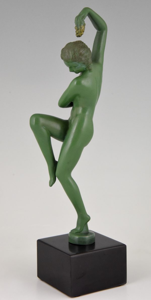 Art Deco sculpture danseuse nue aux raisins