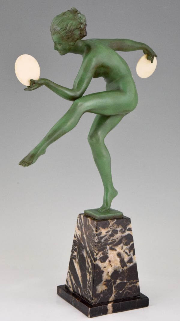 Art Deco sculpture nude disc dancer