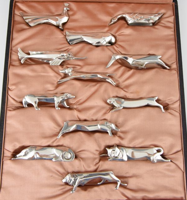 Set of 12 silvered Art Deco animal knife rests in case