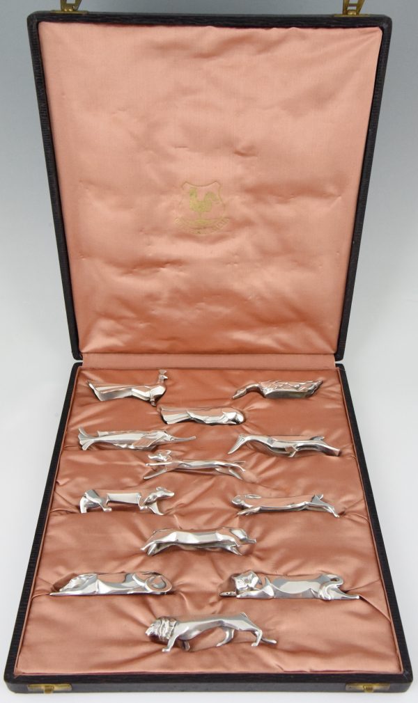 Set of 12 silvered Art Deco animal knife rests in case