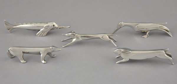 Set of 12 silvered Art Deco animal knife rests in case