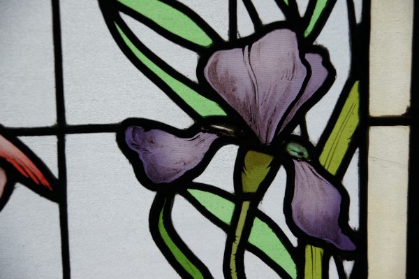 Vitraux Art Nouveau paysage héron et iris