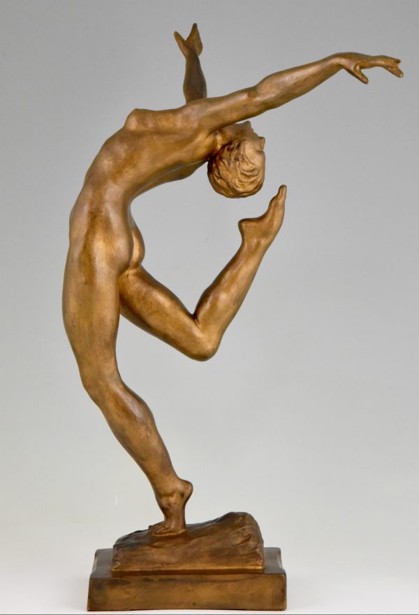 Art Deco bronze sculpture of a nude.