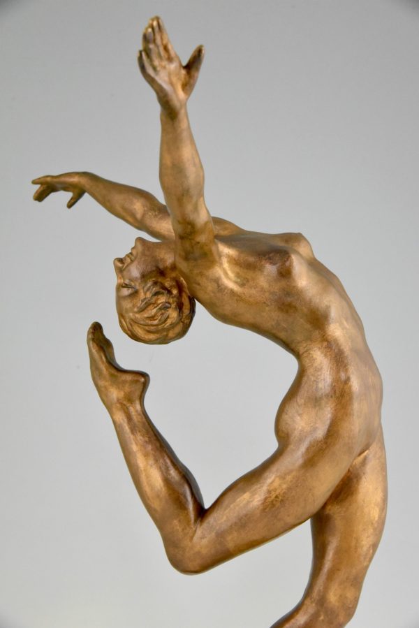 Art Deco bronze sculpture of a nude.