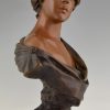 Art Nouveau bronze bust lady with crown Lucrece