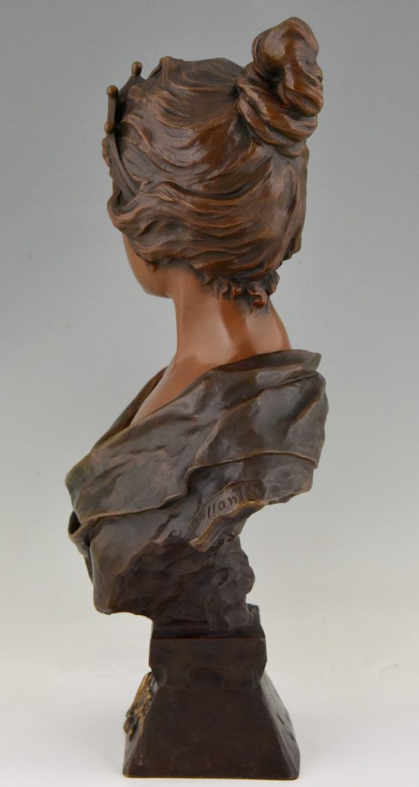 Art Nouveau bronze buste de femme avec couronne Lucrece