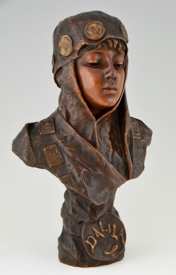 Dalila, Art Nouveau buste en bronze d’une femme orientale