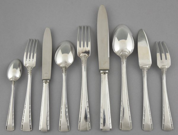 Ménagère Art Deco metal argenté 118 pc avec coffret