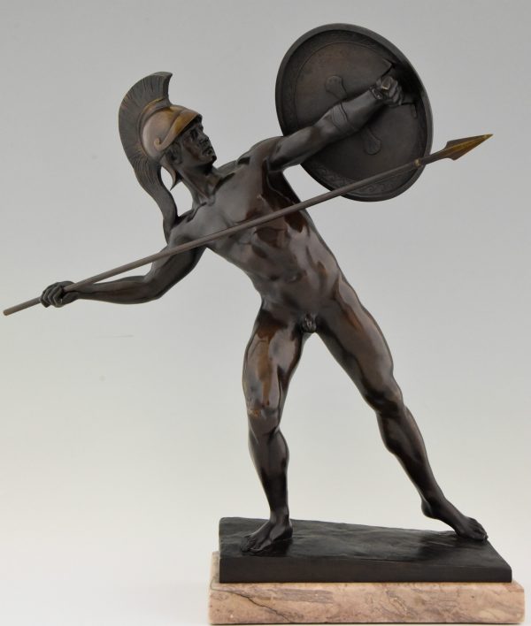 Antiek bronzen beeld krijger met speer