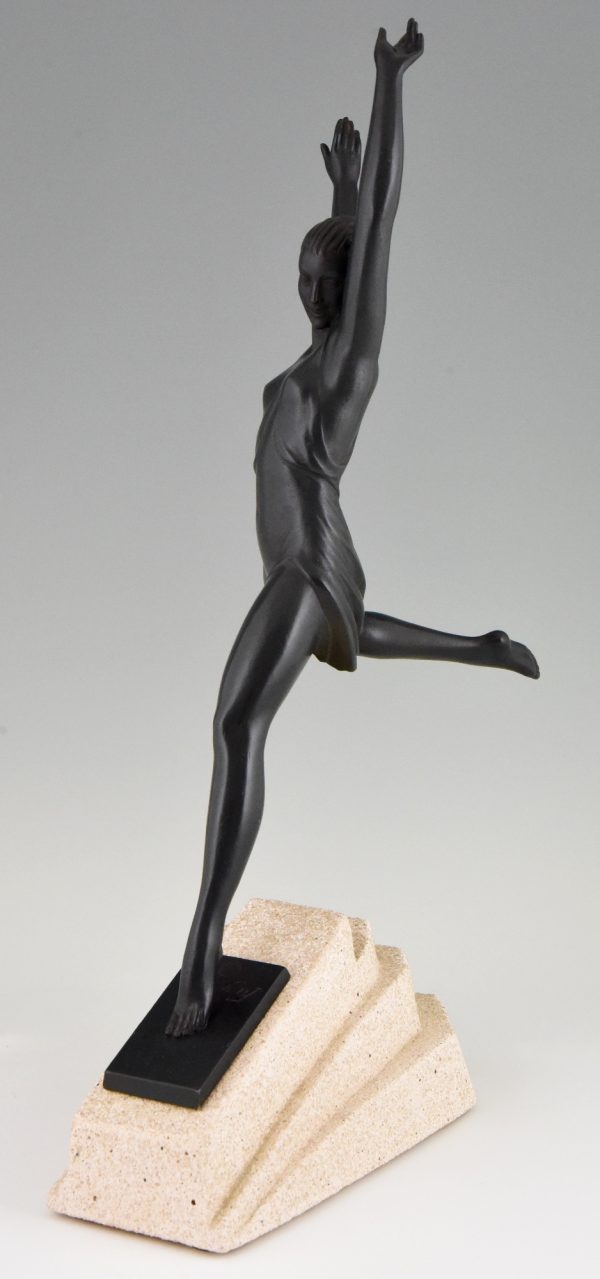 Olympe, Art Deco sculpture of a girl