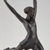 Olympen scukpture Art Deco d’une femme