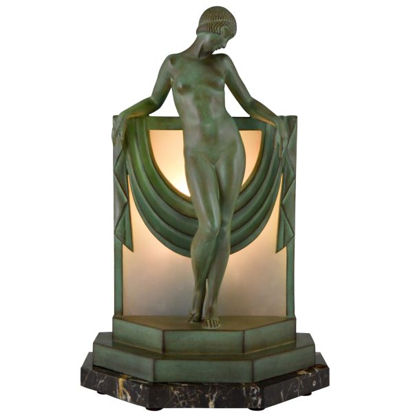 Art Deco lampe sculpture femme nue au drapé