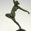 Art Deco sculpture femme à la lance