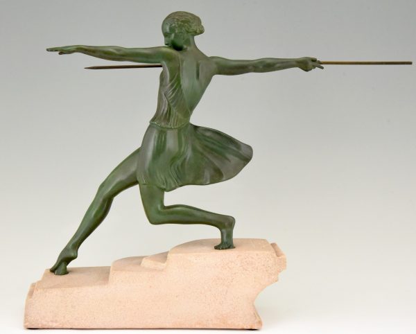 Art Deco sculpture female javelin thrower Antiope