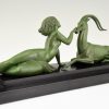 Art Deco Skulptur Frauenakt mit Gazelle Seduction