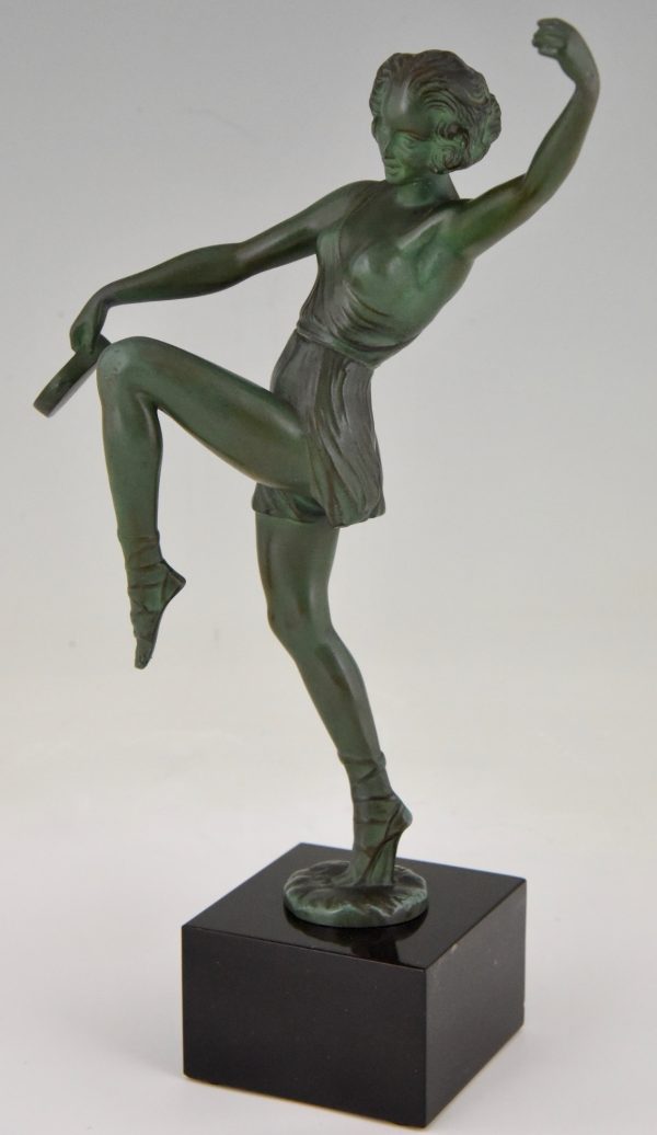 Art Deco sculpture danseuse aux tambourin