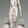 Art Deco Lampe Frauenfigur zu einem Brunnen Nausicaa