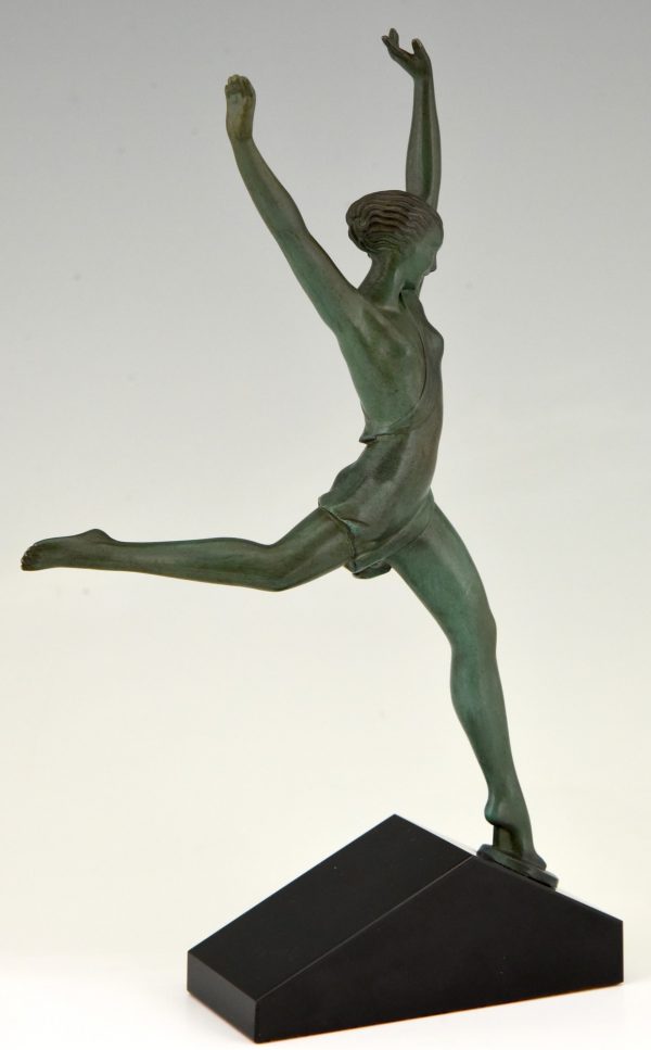 Olympe Art Deco sculpture of a running woman