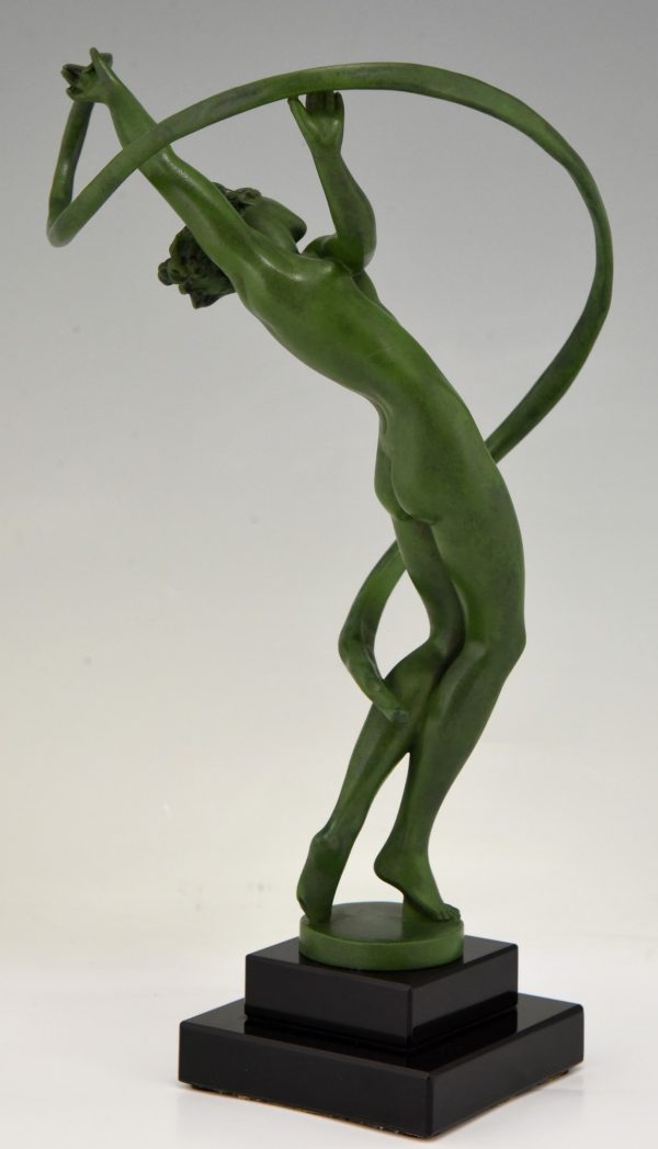 Tourbillon Art Deco sculpture nude dancer with swirling ribbon