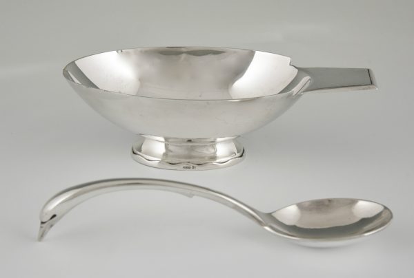 Art Deco silvered swan sauce boat