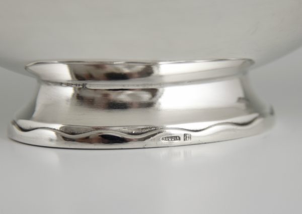 Art Deco silvered swan sauce boat