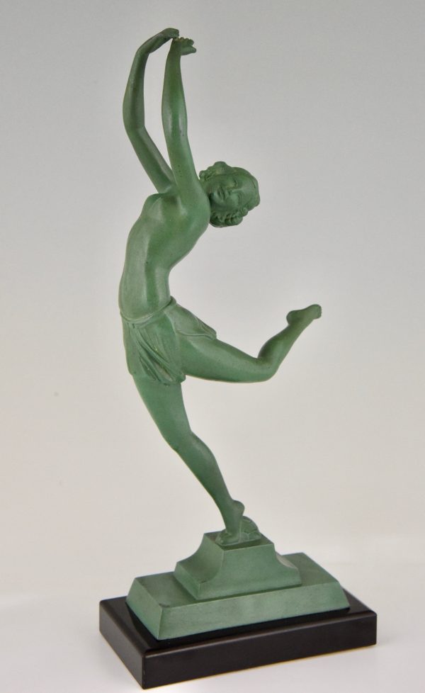 Sculpture Art Deco danseuse.