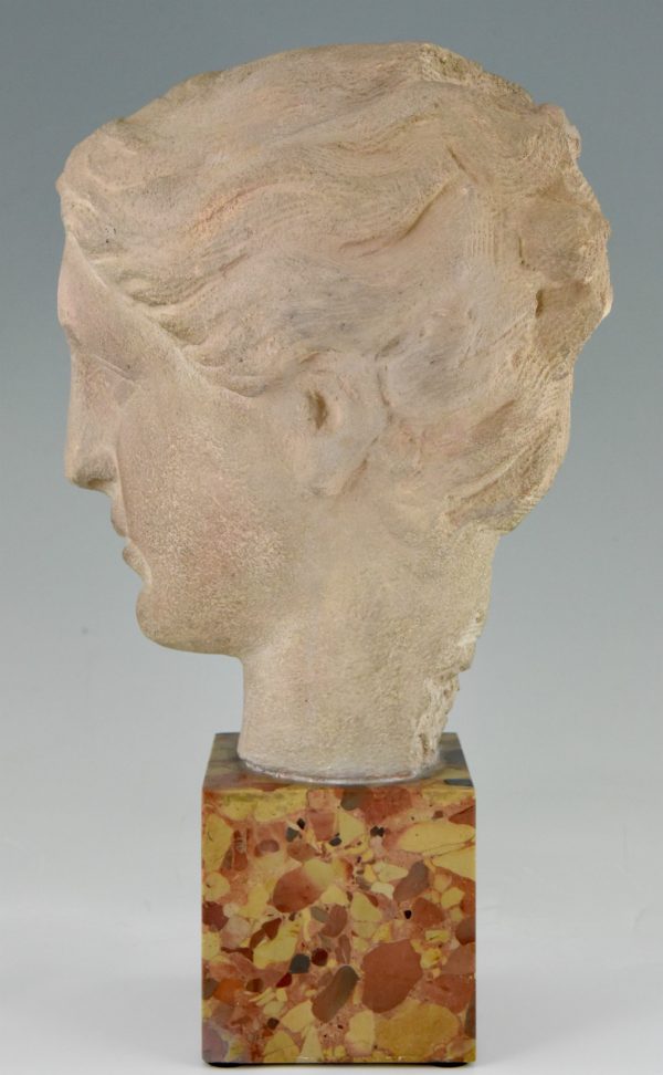Art Deco sculpture en pierre buste de femme