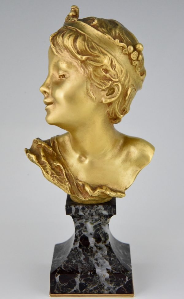 Jugendstil Buste Bronze kleine Junge mit Krone