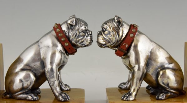 Art Deco Buchstützen Bulldogge