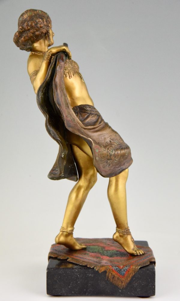Weens brons erotisch Oriëntaalse danseres met opklapbare rok