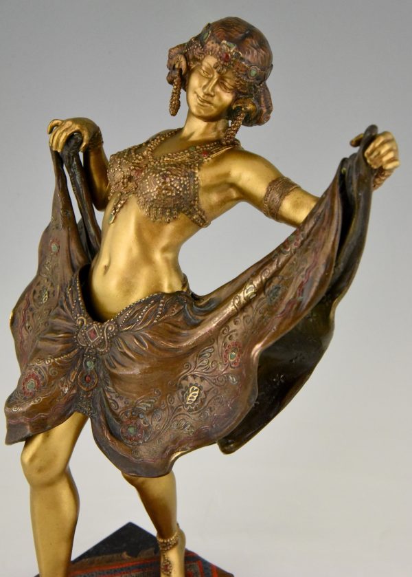 Bronze de Vienne erotique danseuse nue orientale jupe amovible