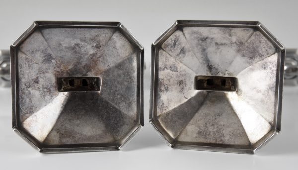 Art Deco bougeoirs en metal argenté