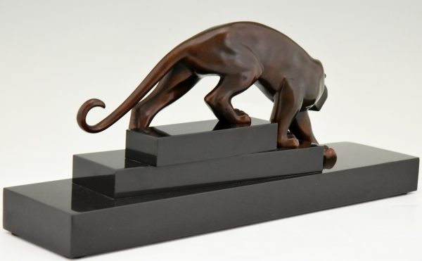 Art Deco bronze sculpture of a panther