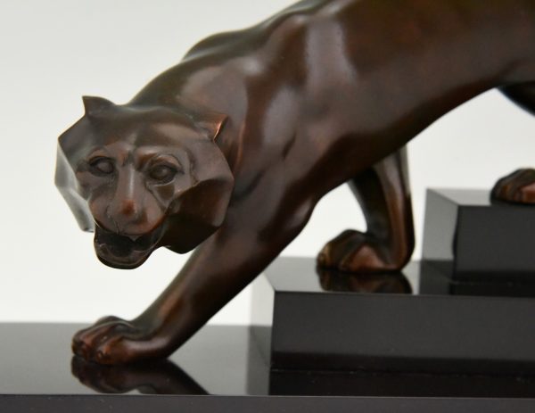 Art Deco bronze sculpture of a panther