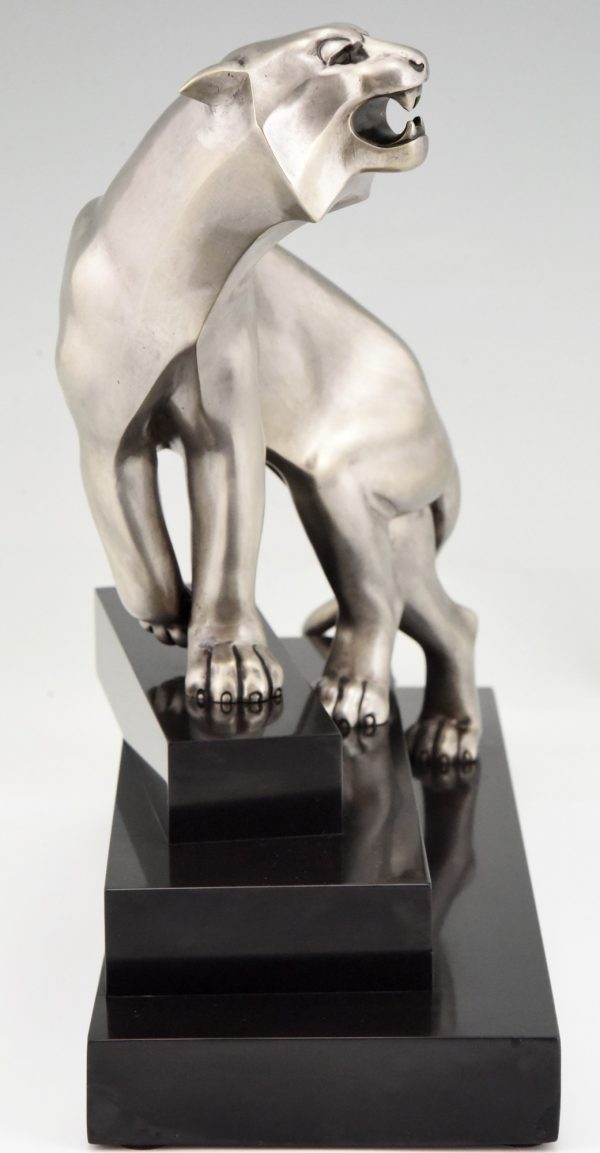 Art Deco bronze sculpture of a panther