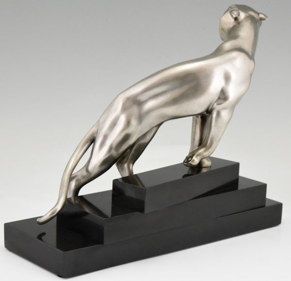 Art Deco bronze sculpture of a panther