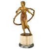 Sculpture en bronze Art Deco femme au cerceau
