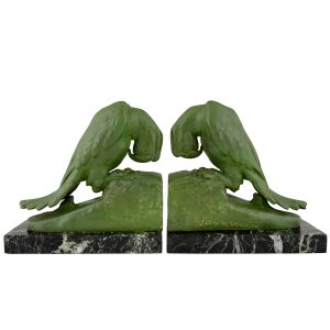 georges-van-de-voorde-art-deco-parrot-bookends-1477763-en-max