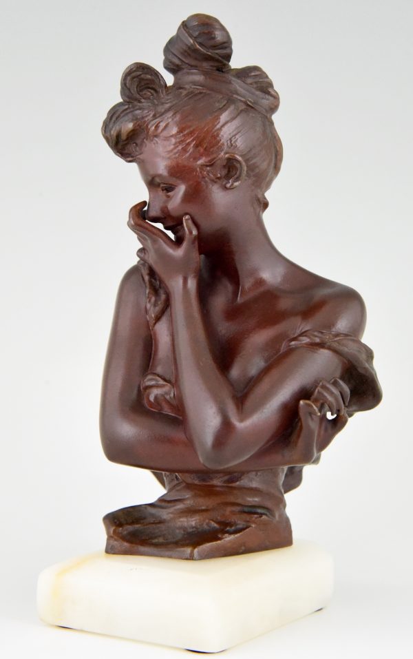 Art Nouveau bronze bust of a shy lady, Acting coy.