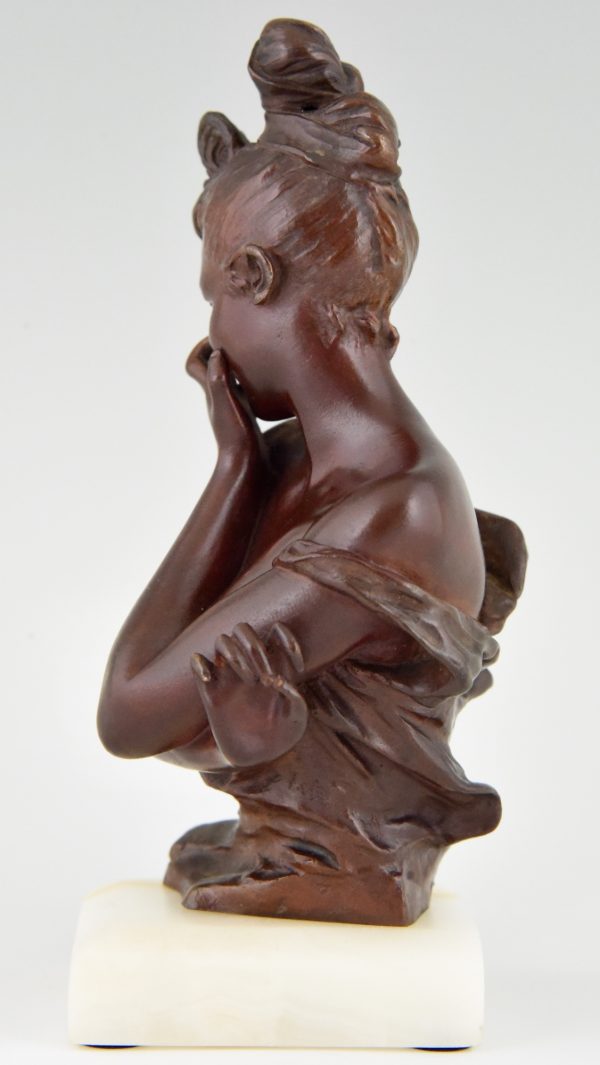 Art Nouveau bronze bust of a shy lady, Acting coy.