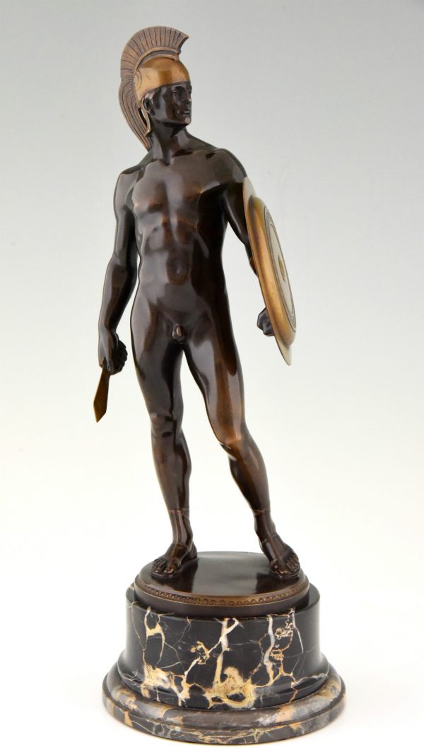 Gladiator, antiek bronzen beeld mannelijk naakt met schild