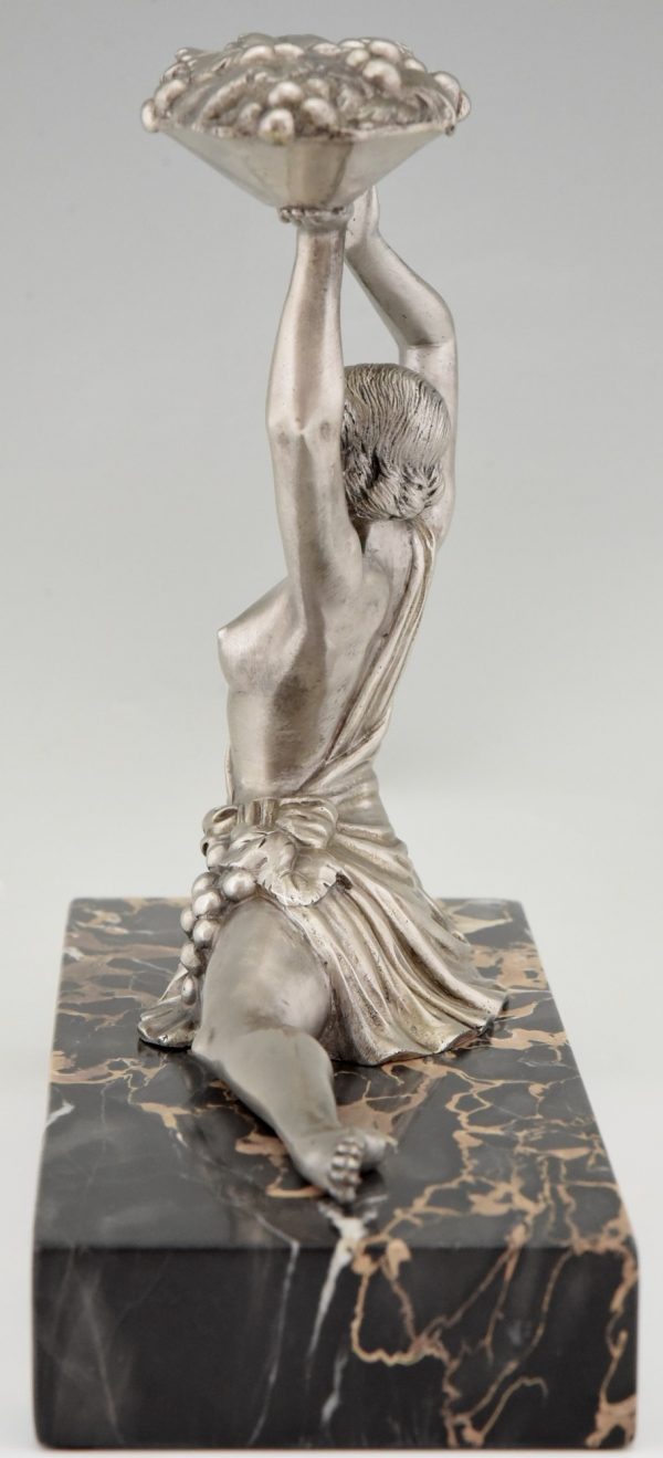 Art Deco sculpture en bronze danseuse aux raisins