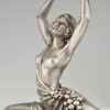 Art Deco bronzen sculptuur danseres met druiven