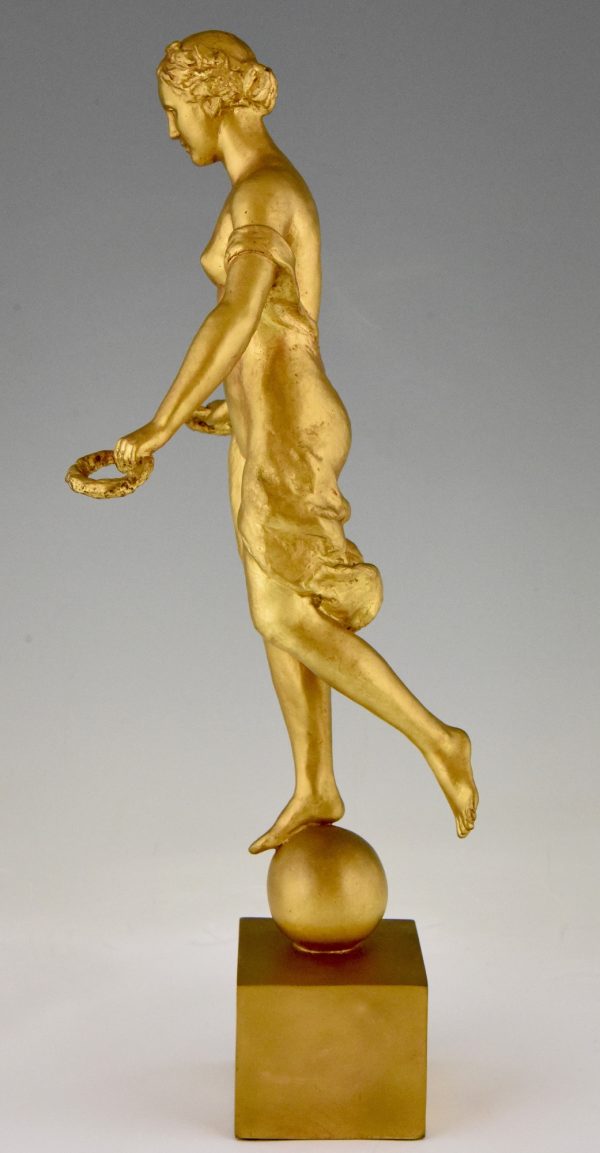 Art Deco Skulptur Bronze Frauenakt met Lorbeerkränze