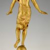 Art Deco sculpture bronze femme aux couronnes de laurier