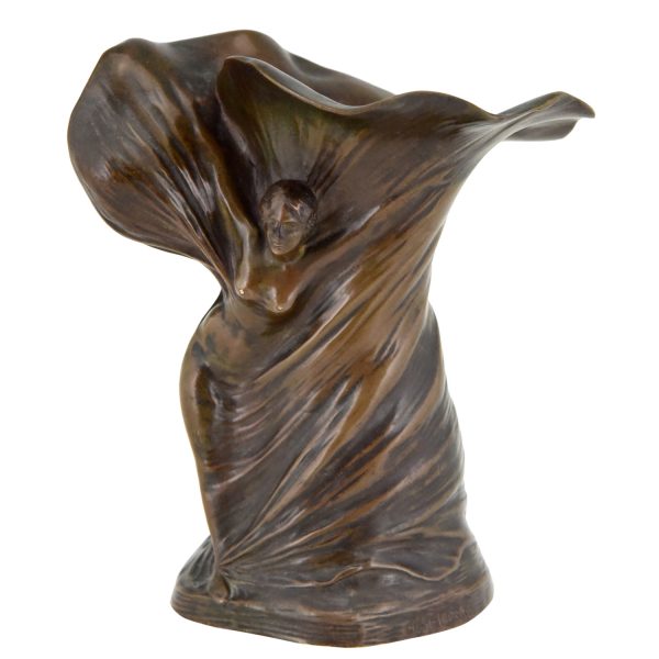 Art Nouveau bronze vase of a dancer Loïe Fuller