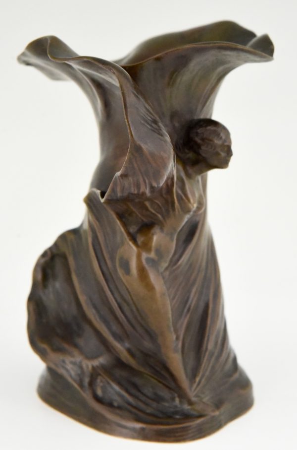 Art Nouveau bronze vase of a dancer Loïe Fuller