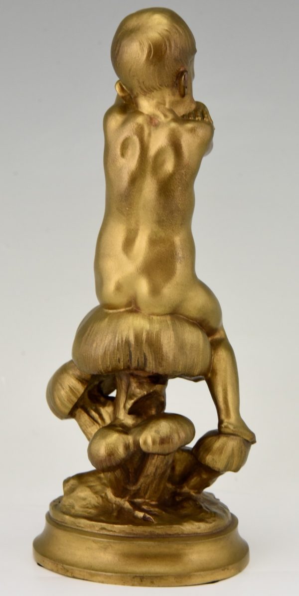 Art Nouveau bronzen sculptuur jongen op een paddestoel