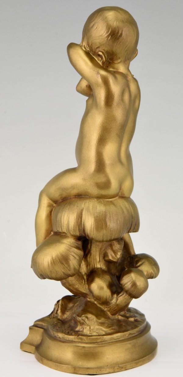 Art Nouveau sculpture bronze doré garçon sur un champignon