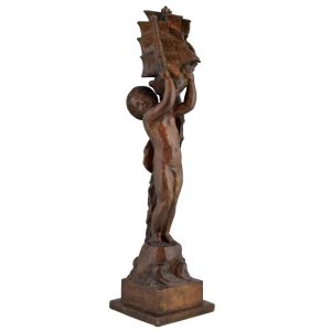 Sculpture  bronze Art Deco garçon nu avec batteau